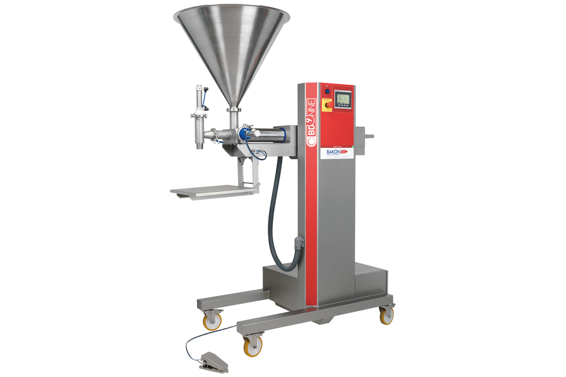 Doseuse à pistons BD9. Machine pneumatique qui dose toutes sortes de produits liquides ou semi-liquides (appareils à cakes, crémeux, pâtes à muffins, génoises, mousses, financier, crèmes). Dotée d'une trémie de 35 à 65 litres et d'un châssis mobile sur roulettes avec hauteur ajustable. Ecran tactile qui permet de créer des recettes et de paramétrer la hauteur de travail, la vitesse de travail ou le type de cylindre. Différents cylindres.